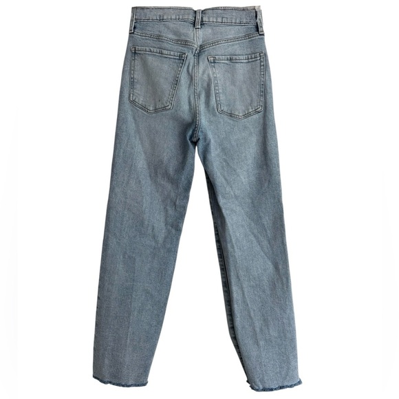 Old Navy Extra High Rise Straight Leg Jeans Distressed Light Wash Size 0 - Picture 5 of 6